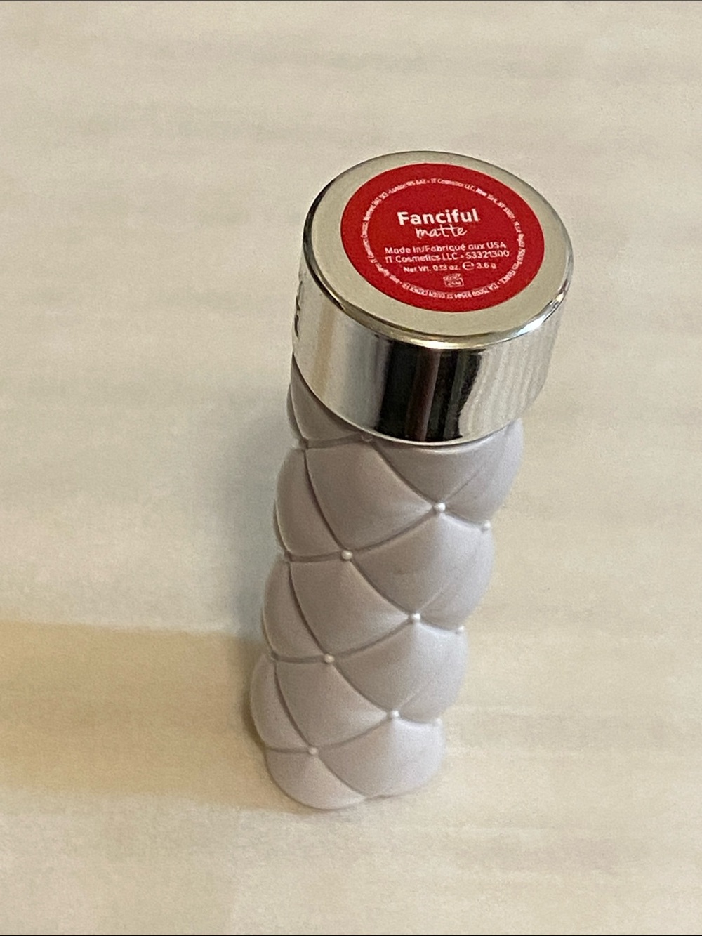 it cosmetics Matte Lipstick in Bright Red - Picture 8 of 10